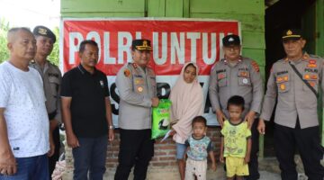 Sentuhan Kasih untuk Sesama, Bantuan Kapolda Aceh Tiba di Tangan Warga yang Membutuhkan